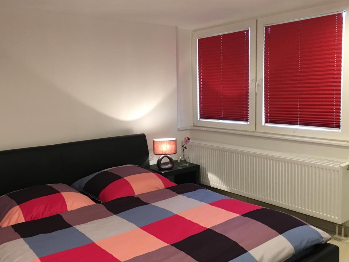 Komplettes Ferienhaus Potsdam Berlin Gaestehaus In Seenaehe 95Qm2 Monteurzimmer Екстериор снимка