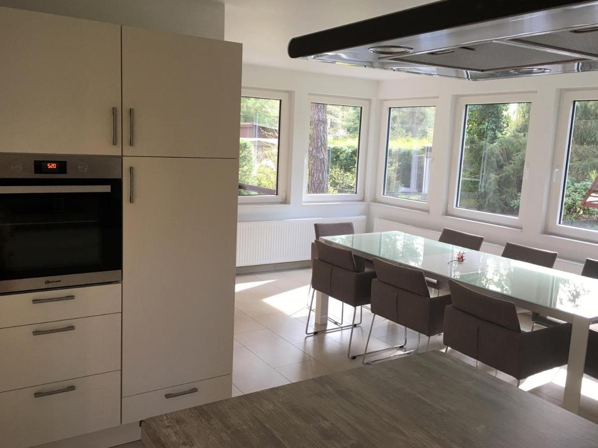 Komplettes Ferienhaus Potsdam Berlin Gaestehaus In Seenaehe 95Qm2 Monteurzimmer Екстериор снимка